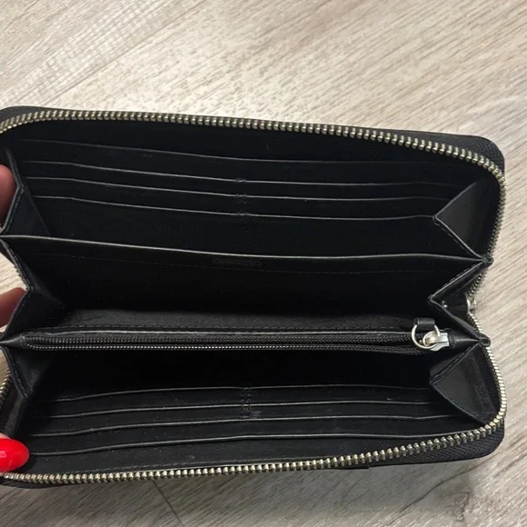 Coach Shiny Black Patent Leather Wallet - Picture 3 of 4